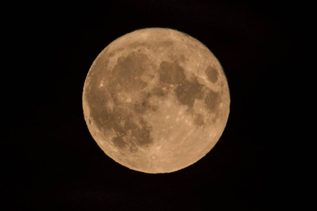 Harvest Moon rises above Mount Roberts on Oct. 1. (Courtesy Photo / Kenneth Gill, gillfoto)