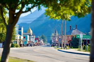 Skagways main street during tour season. (Photo by Shaelene Grace Moler)