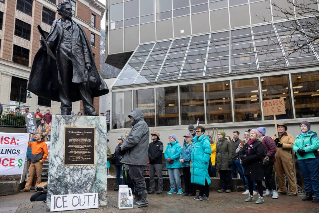 Over 200 people participated in an anti-ICE protest at the Dimond Courthouse plaza on Jan. 29, 2026. (Chloe Anderson/Juneau Empire)