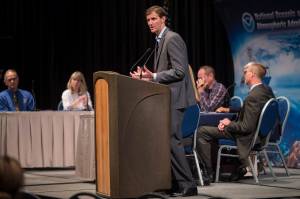Alaskans worried by prospect of deep-sea fish farms